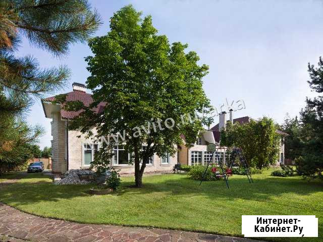 Дом 987.5 кв.м. на участке 80 сот. Москва - изображение 1