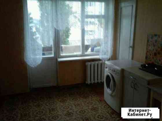 Комната 28 кв.м. в 2-к, 2/4 эт. Алушта