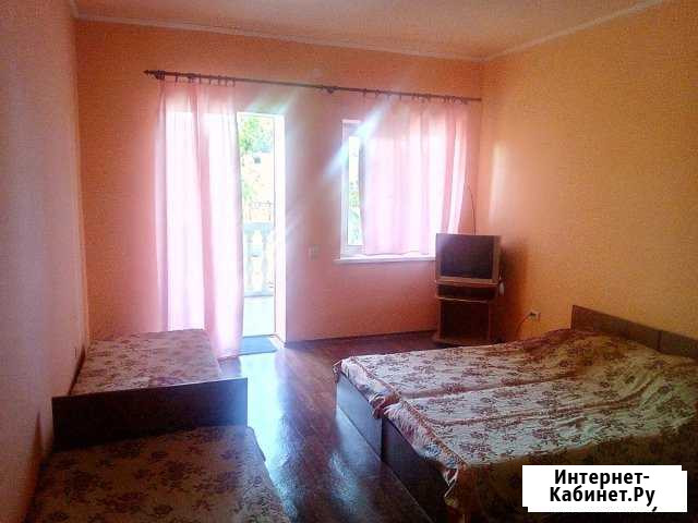 Комната 26 кв.м. в 9-к, 1/2 эт. Судак - изображение 1