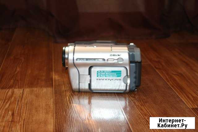 Продаю цифровую Видео камеру sony DCR-TRV265E Октябрьский - изображение 1