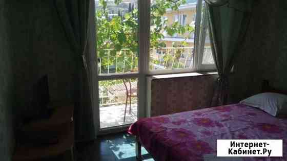 Комната 12 кв.м. в 1-к, 2/2 эт. Алушта