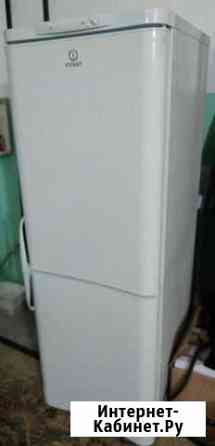 Продам холодильник Indesit(Италия) Севастополь