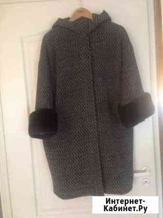 Пальто женское с капюшоном Петрозаводск
