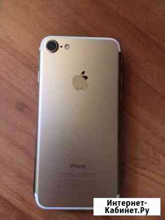 Продаю iPhone 7 gold 32гб Морозовск