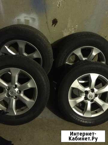 Продам литьё Тойота и резину Bridgestone 225/65R17 Магадан - изображение 1