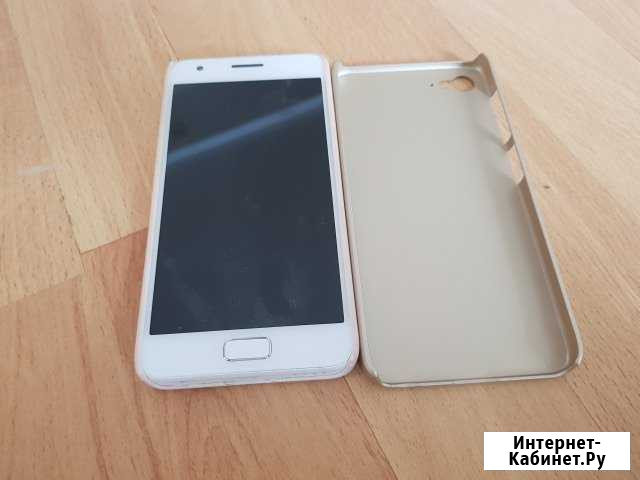 Lenovo ZUK Z2: Snapdragon 820, 4GB / 64GB Саранск - изображение 1
