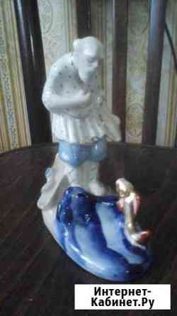 Статуэтка фарфор Гжель Старик и золотая рыбка Тула