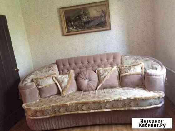 Диван, два кресла и столик Грозный