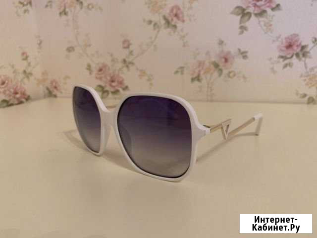 Guess солнцезащитные очки Норильск - изображение 1