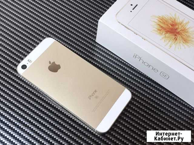 iPhone SE 16Gb Gold, оригинал Киров - изображение 1