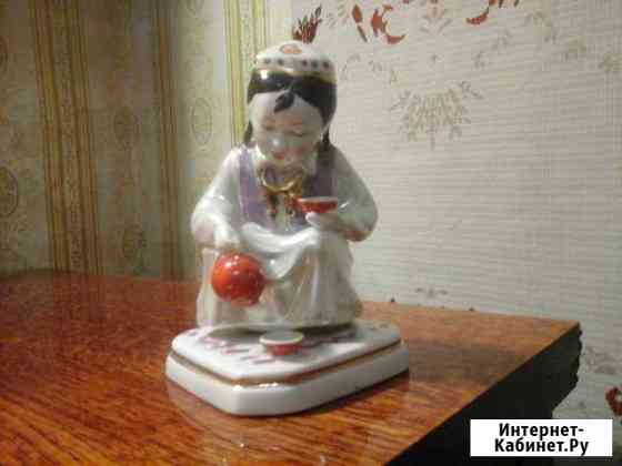 Статуэтка Дулево Маленькая хозяйка Тула