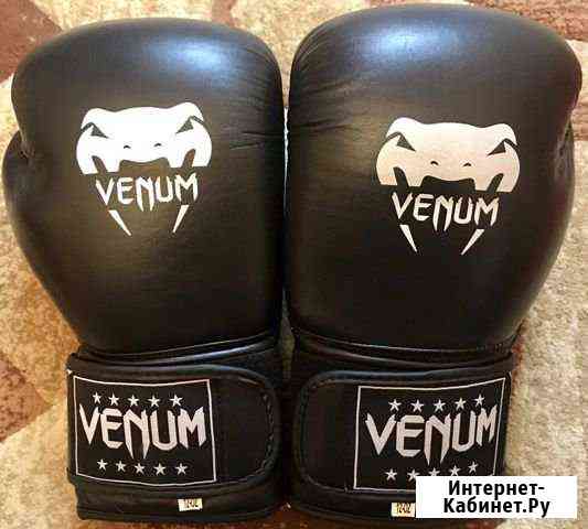 Кожаные боксёрские перчатки Venum Ярославль