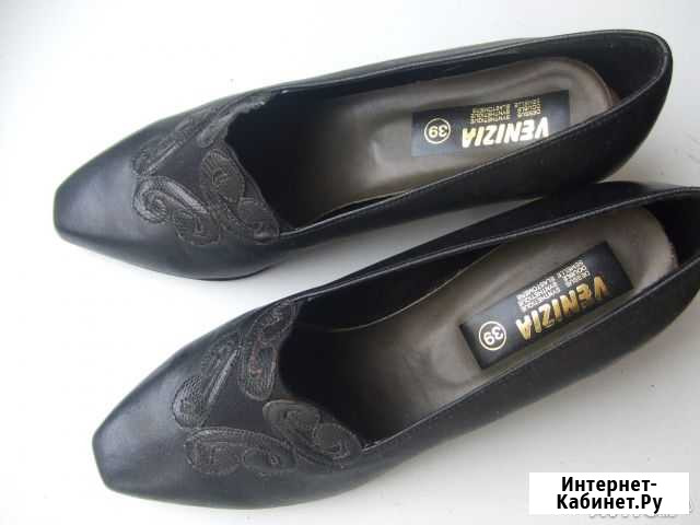 Туфли женские черные на среднем каблуке Волгоград - изображение 1