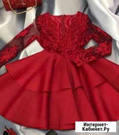 Платье с неопреновой юбкой Кострома