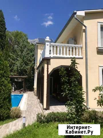 Дом 170 кв.м. на участке 5 сот. Алупка - изображение 1
