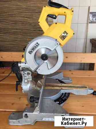 Торцовочная пила DeWalt DW777 -qs Ялта
