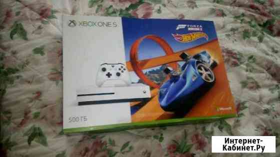 Xbox ONE S 500 гб+Фифа 16 и фифа 18 Зеленодольск