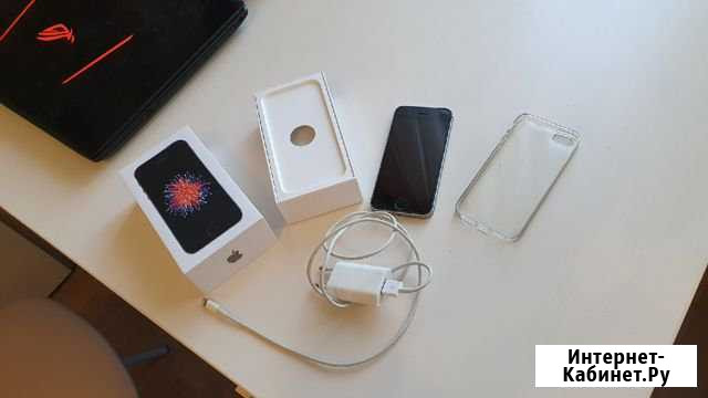 iPhone SE серый космос 32 гб Одинцово - изображение 1