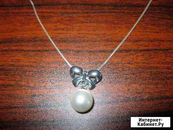 Подвеска бантиком и сердечком. Цена за обе Барнаул