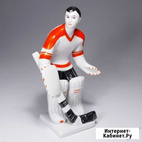 Фарфоровая статуэтка вратарь СССР Красноярск - изображение 1
