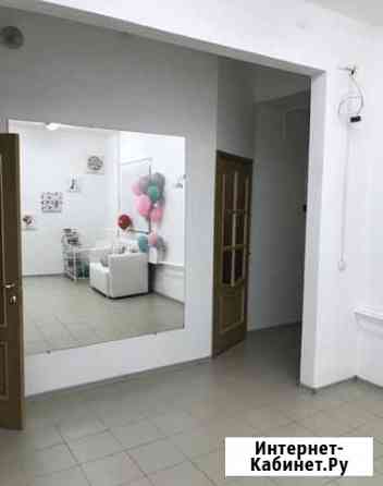 Помещение на первом этаже жилого дома с отдельным Новосибирск