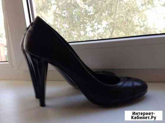 Туфли для женщин, умеющих ходить на высоком каблук Майкоп
