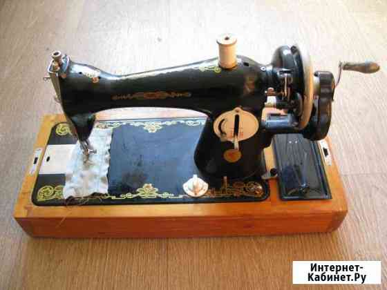 Швейная машинка почти новая Волгоград