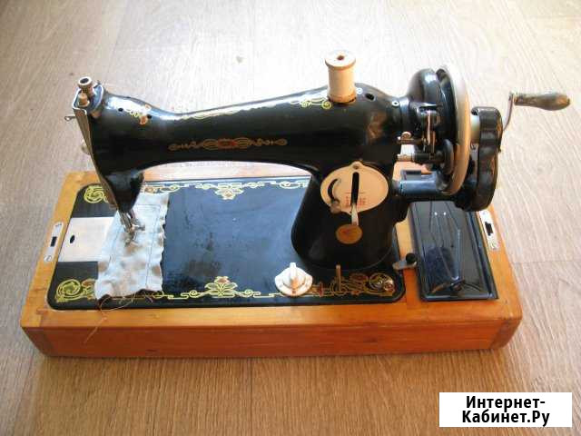 Швейная машинка почти новая Волгоград - изображение 1