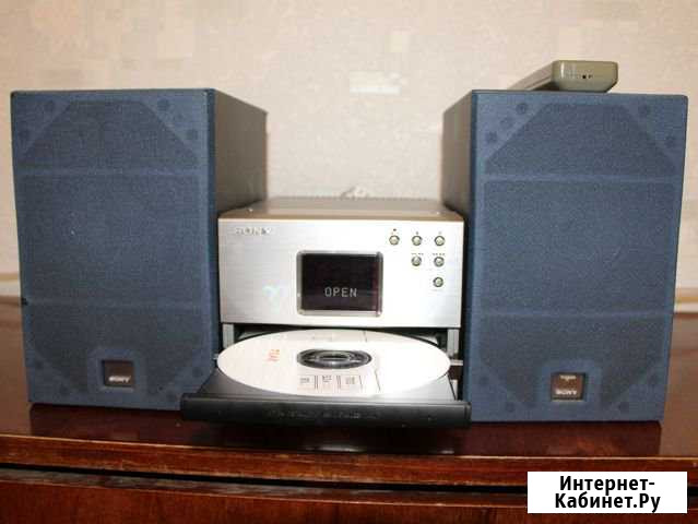 Мини-система Sony Qbric CMT-M1 Заветы Ильича - изображение 1
