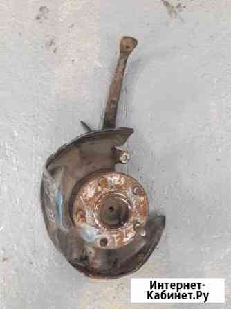Ступица левая передняя Toyota Mark II, Crown Комсомольск-на-Амуре