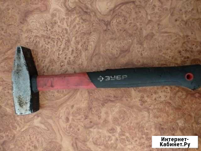 Молоток с фиребглассовой рукояткой, кованый.1000гр Нижний Новгород - изображение 1