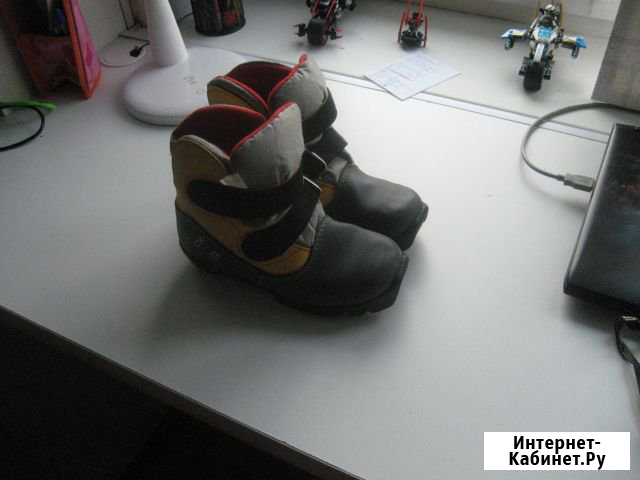 Продам детские лыжи для начальной школы Петропавловск-Камчатский - изображение 1