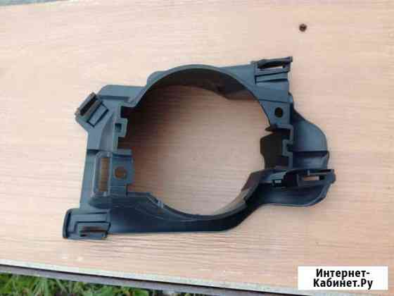 Продам рамку для противотуманной фары рено логан Кострома