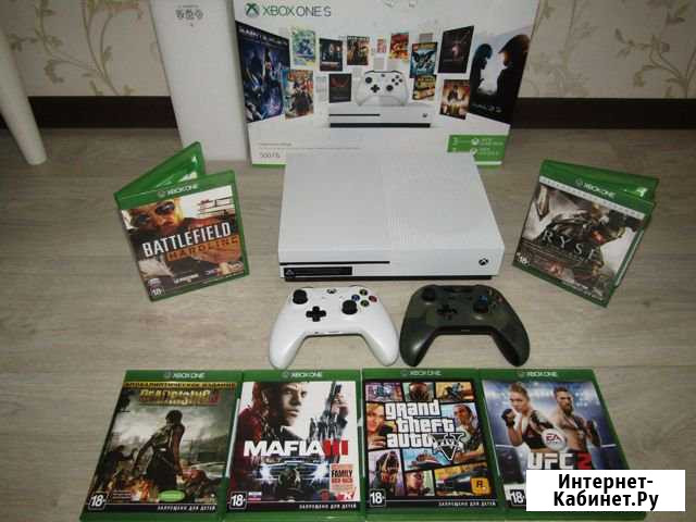Xbox ONE slim 500gb 2 джоя Диски GTA5 обмен Котлас - изображение 1