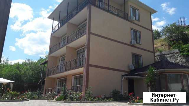 Комната 40 кв.м. в 5-к, 4/4 эт. Алупка - изображение 1