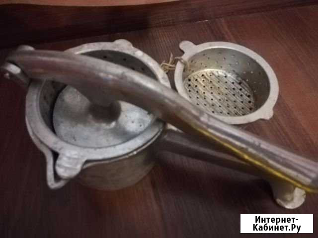 Советская ручная соковыжималка Брянск - изображение 1