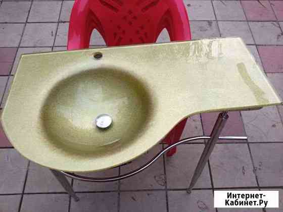 Стеклянная раковина на хромированных ножках Воронеж