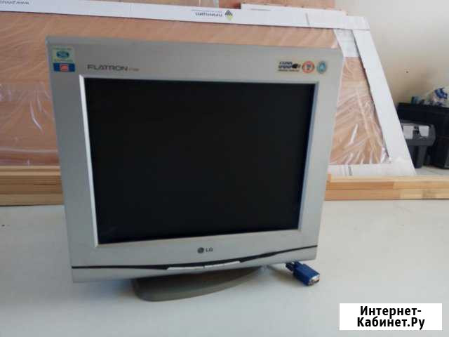 Монитор LG Flatron F 700P, 17  Б/У в раб сост Ростов-на-Дону - изображение 1