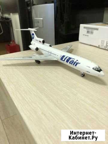Модель самолета ту-154 Utair 1/200 Электросталь - изображение 1