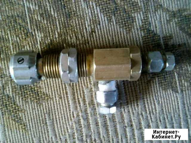 Клапан подкачки колёс ЗИЛ-157 Горно-Алтайск - изображение 1