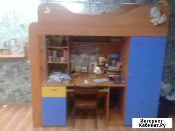 Продам детскую кровать чердак со столом и шкафом Иваново