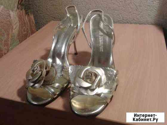 Женские босоножки Саранск