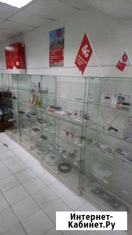 Витрины стеклянные, закрываются на ключ. 4 шт. Раз Тюмень - изображение 1