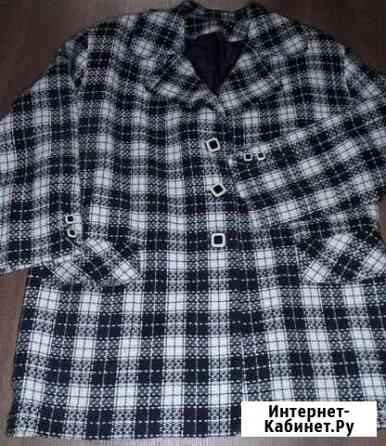 Очень легкое демисезонное полупальто 54 р-р Томск