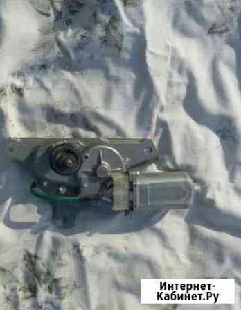 Мотор дворника (задней) 5-ой двери Toyota Ractis Новосибирск