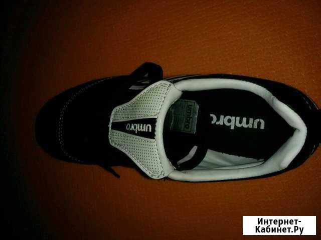Бутсы новые Umbro 39 р Удомля - изображение 1