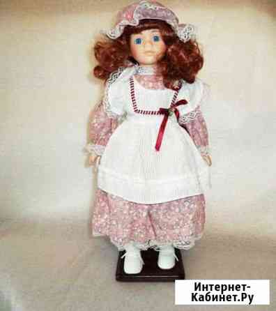 Кукла коллекционная на подставке Евпатория