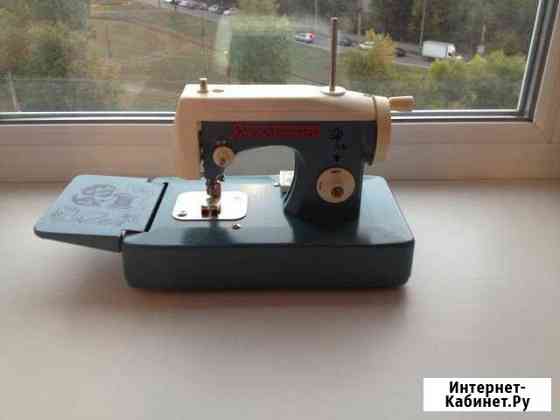 Детская швейная машинка днепряночка СССР Самара
