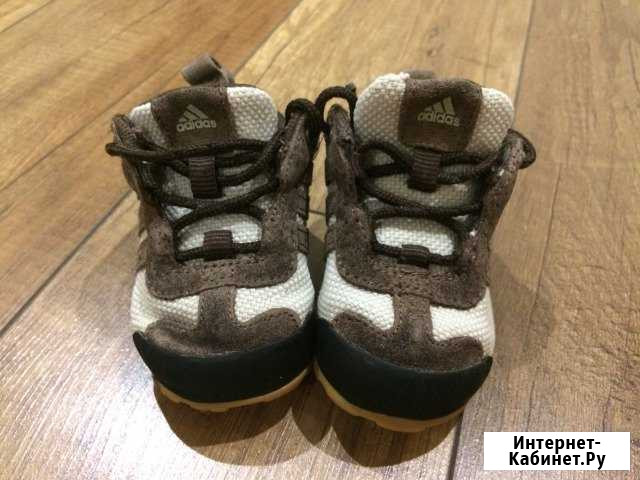 Кроссовки adidas Астрахань - изображение 1