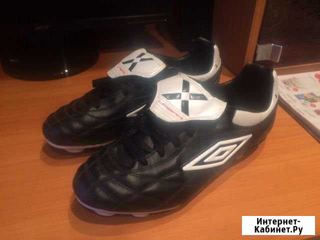 Бутсы Umbro 41.5 размер Лысково - изображение 1